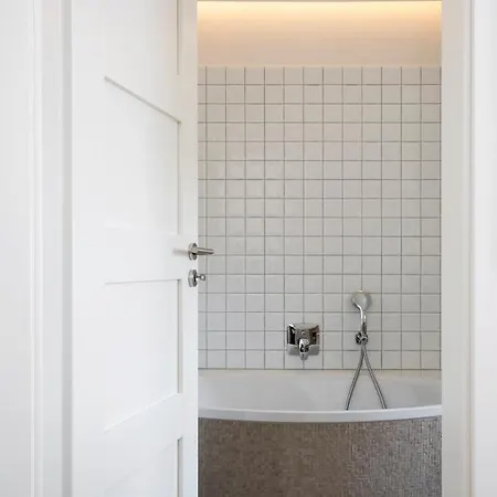 Reetdorf Geltinger Birk Kuenstlerkate Lagune * Nieby (Nieby, Schleswig-Flensburg)