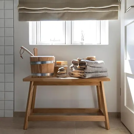 Reetdorf Geltinger Birk Kuenstlerkate Lagune Nyaraló